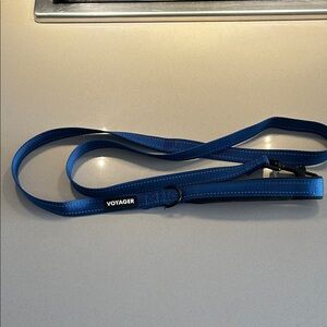Voyager Blue Dog Leash new without tags